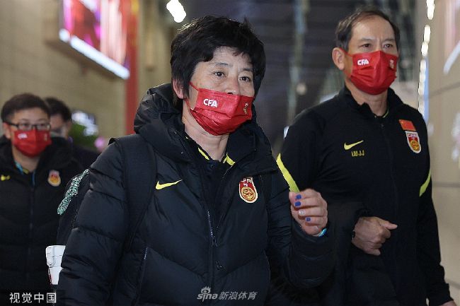 史上最高雪域影片、深切摸索西躲奥秘、全景展现西躲人文                                      高冷山地的温情、极地世界的亲情、神秘人文的真情                                      一个动听心魄的人文故事